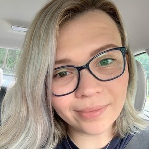 Meet your Posher, Bethany